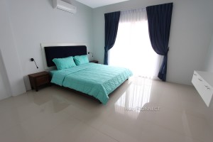 Centrally Located 2 Bedroom Apartment in BKK1