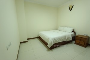 Large modern serviced apartment in Toul Kork