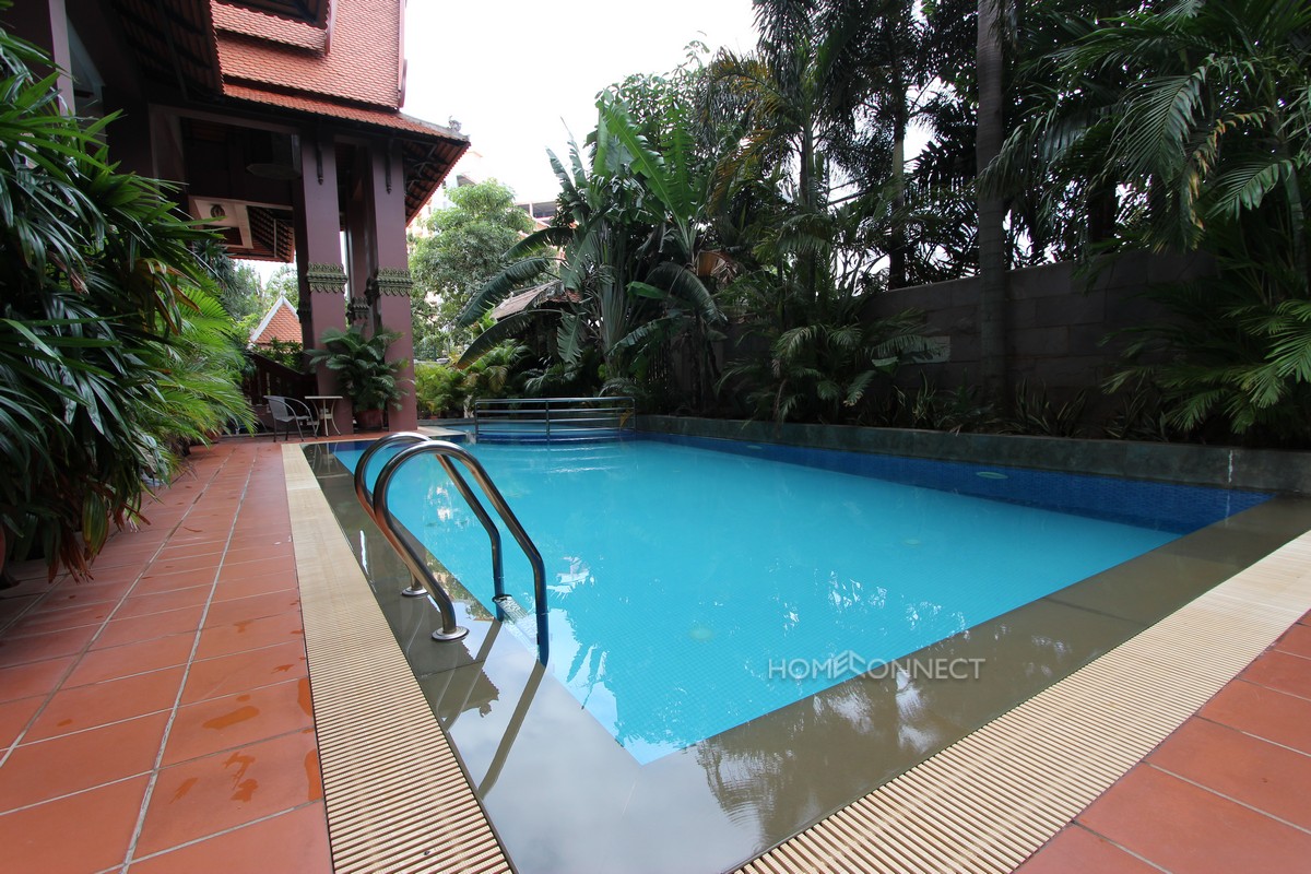 Large modern serviced apartment in Toul Kork