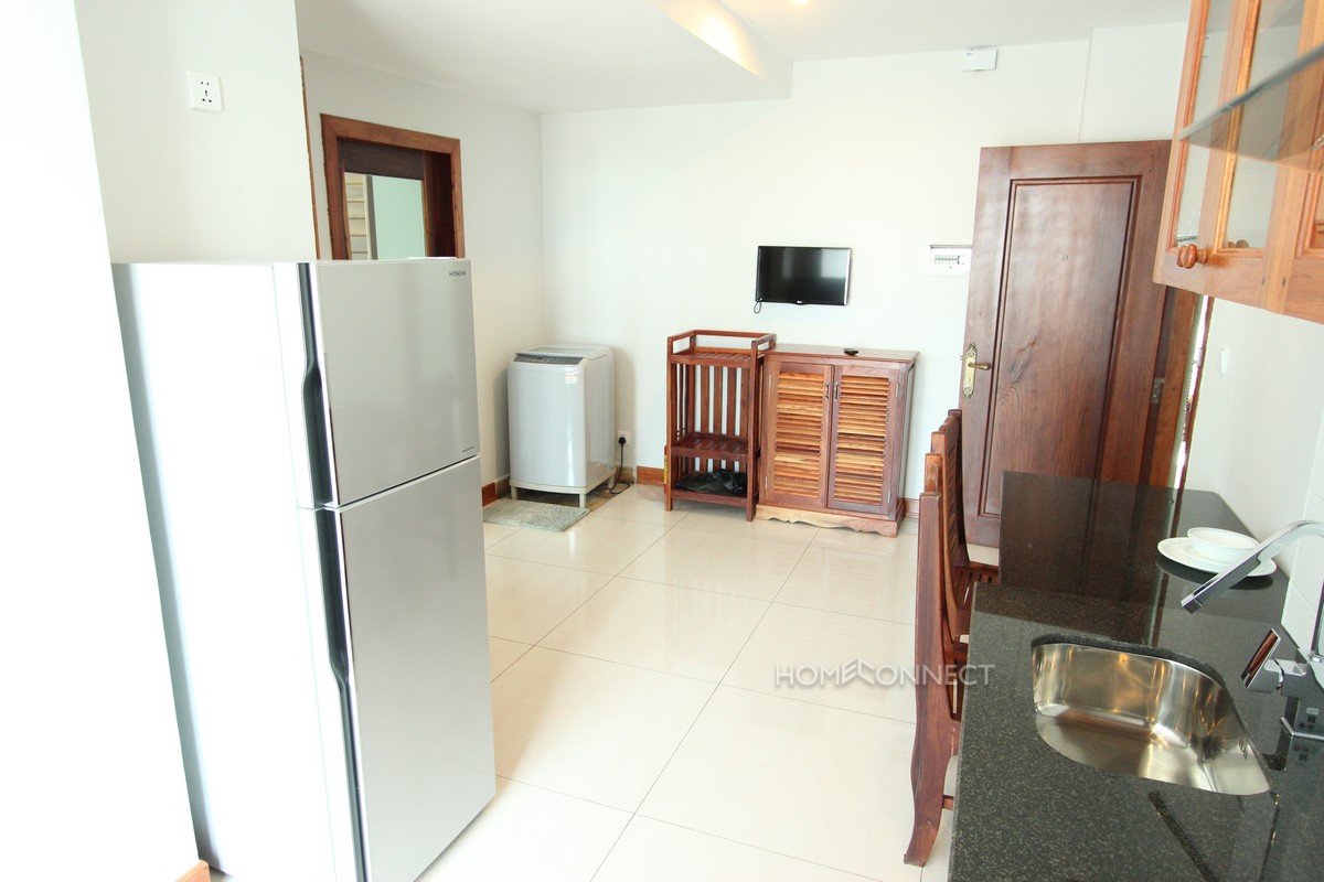 Modern Studio Apartment in BKK3