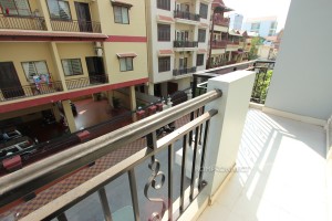 Modern 2 bedroom apartment in Tonle Bassac