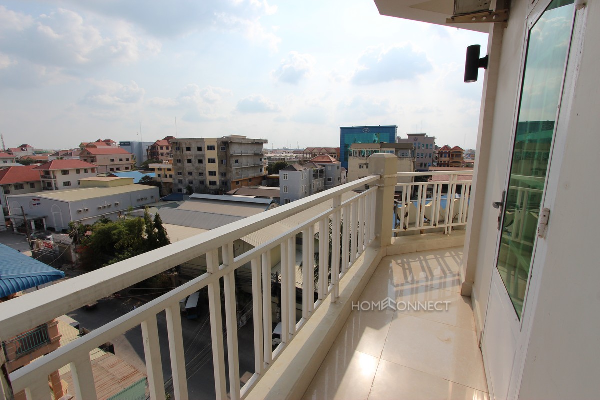 Spacious 2 bedroom apartment near Russian Market