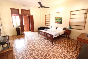 Colonial Apartment in the Heart of Phnom Penh's Old Quarter