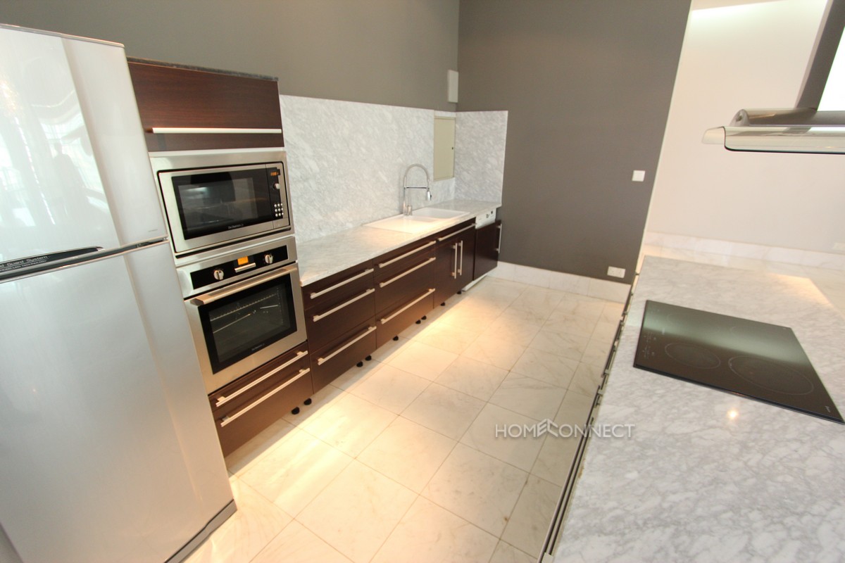 Fabulous 3 Bedroom Apartment in Daun Penh