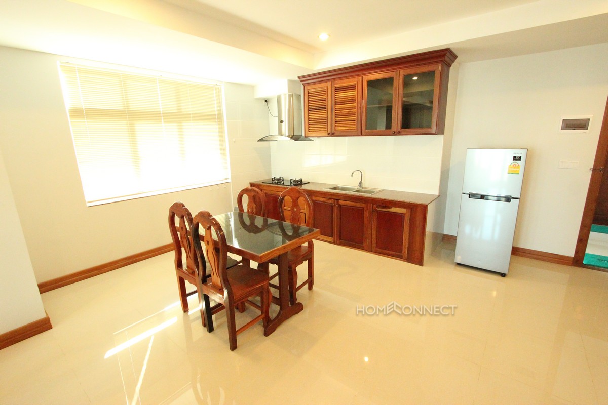 Large 2 Bedroom Apartment in Central Phnom Penh