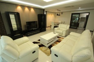 Central BKK1 3 bedroom luxury apartment