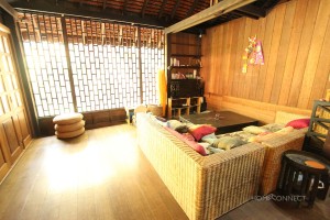 Traditional 2 bedroom Khmer villa in Chroy Chungva