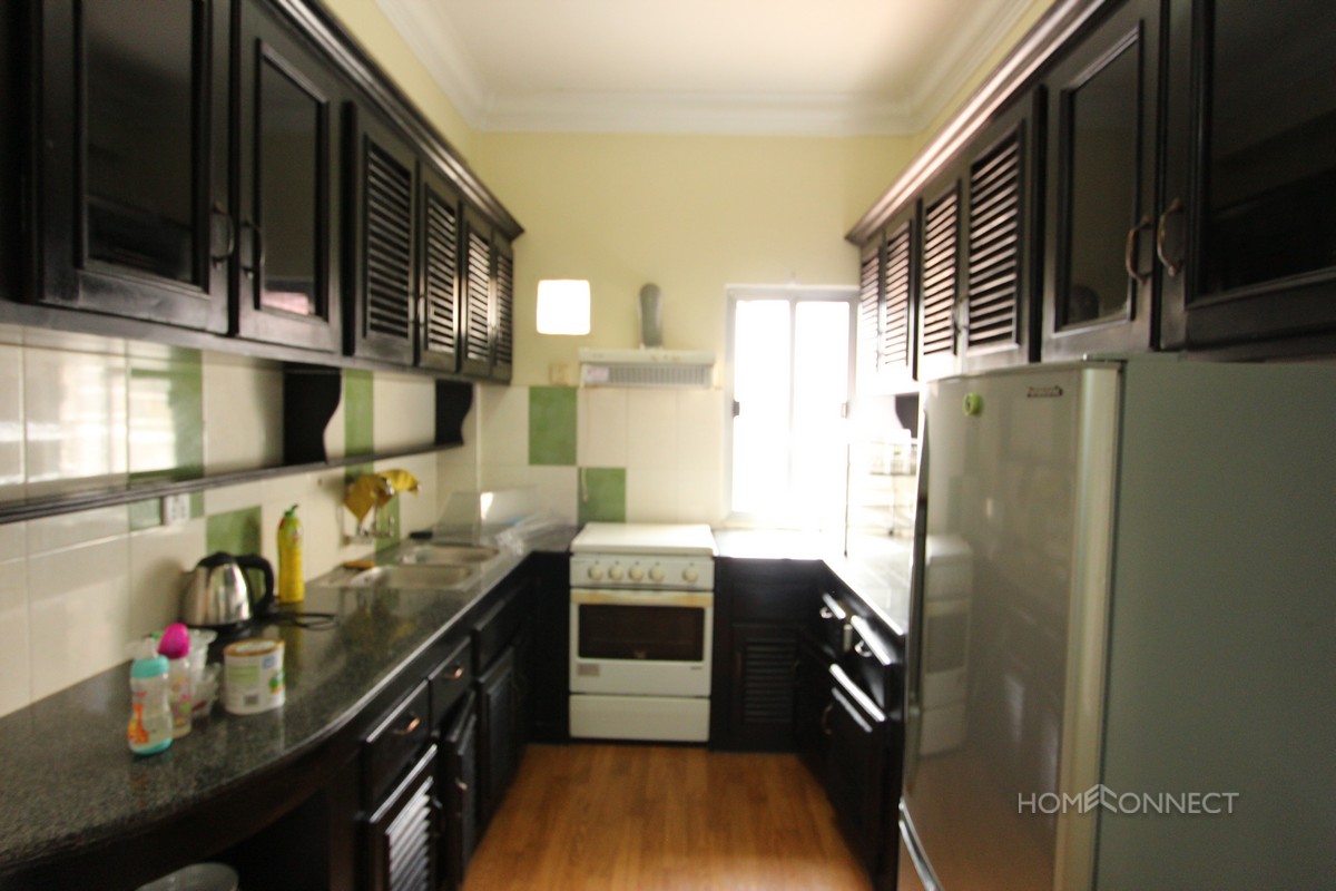 Good Sized 2 Bedroom Apartment in the Heart of BKK1 | Phnom Penh