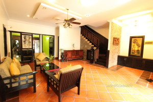 Beautifully Decorated 4 Bedroom Townhouse in Tonle Bassac | Phnom Penh