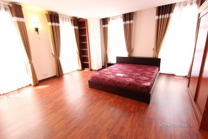 Large Central 3 Bedroom Apartment in BKK1 | Phnom Penh