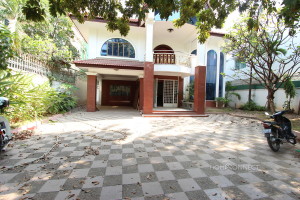 Family Villa in the Heart of Daun Penh | Phnom Penh