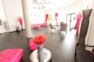 Stylish Two Bedroom Apartment Close to Riverside | Phnom Penh