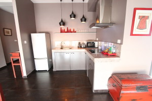 Stylish Two Bedroom Apartment Close to Riverside | Phnom Penh