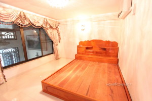 Comfortable 4 Bedroom Townhouse in Boeung Tumpun | Phnom Penh