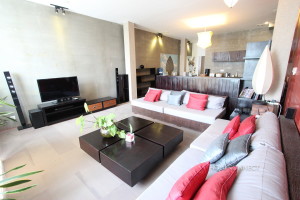 Beautiful 2 Bedroom Apartment in Tonle Bassac | Phnom Penh