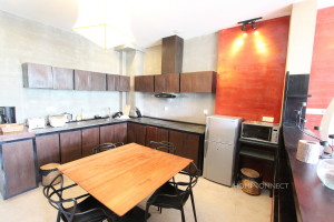 Beautiful 2 Bedroom Apartment in Tonle Bassac | Phnom Penh