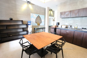 Beautiful 2 Bedroom Apartment in Tonle Bassac | Phnom Penh