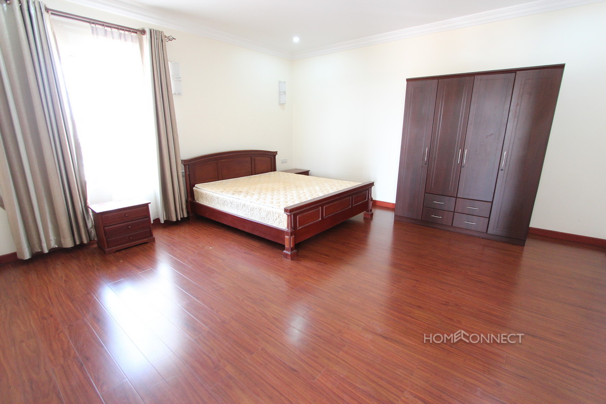 Roomy 3 Bedroom Apartment Near the Royal Palace | Phnom Penh
