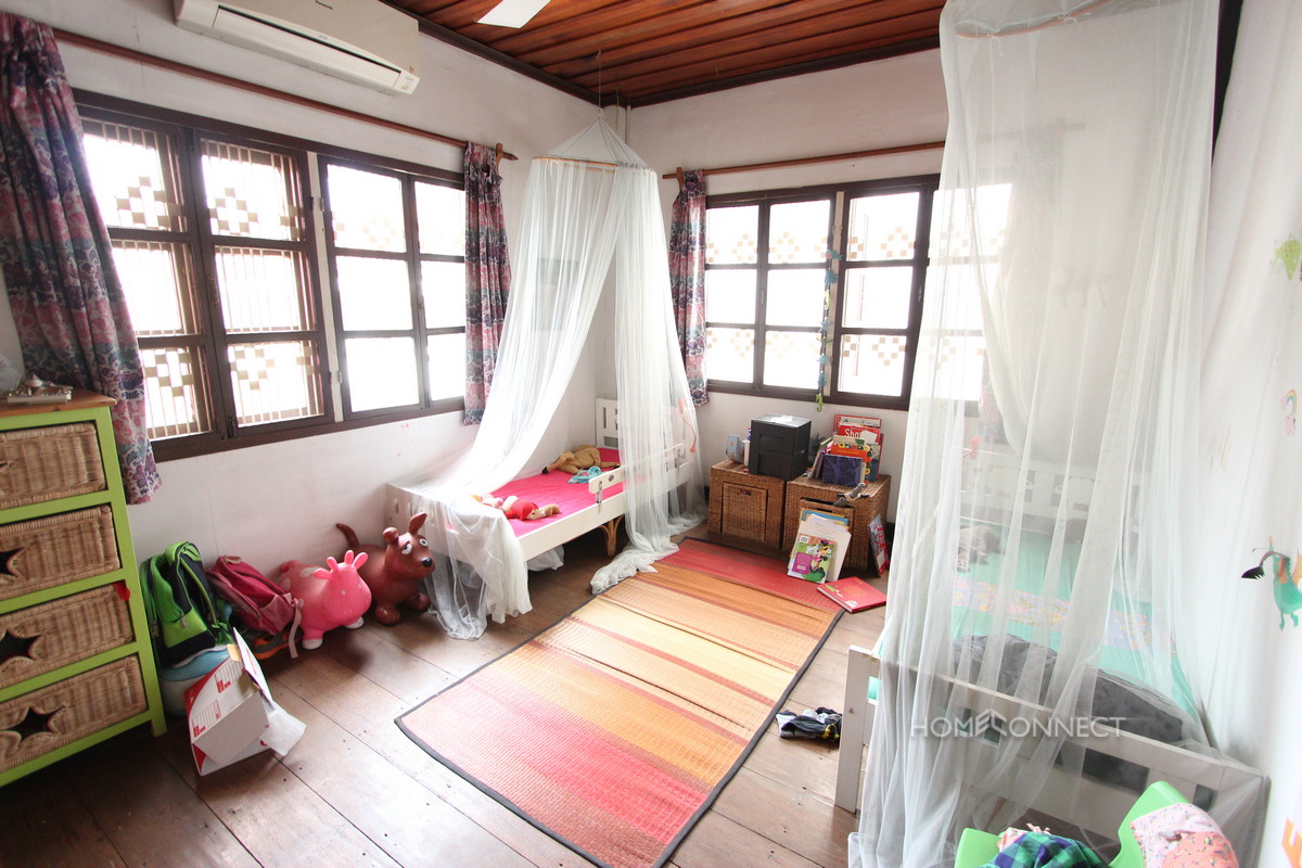 Traditional Wooden 3 Bedroom House in Boeung Trabek | Phnom Penh