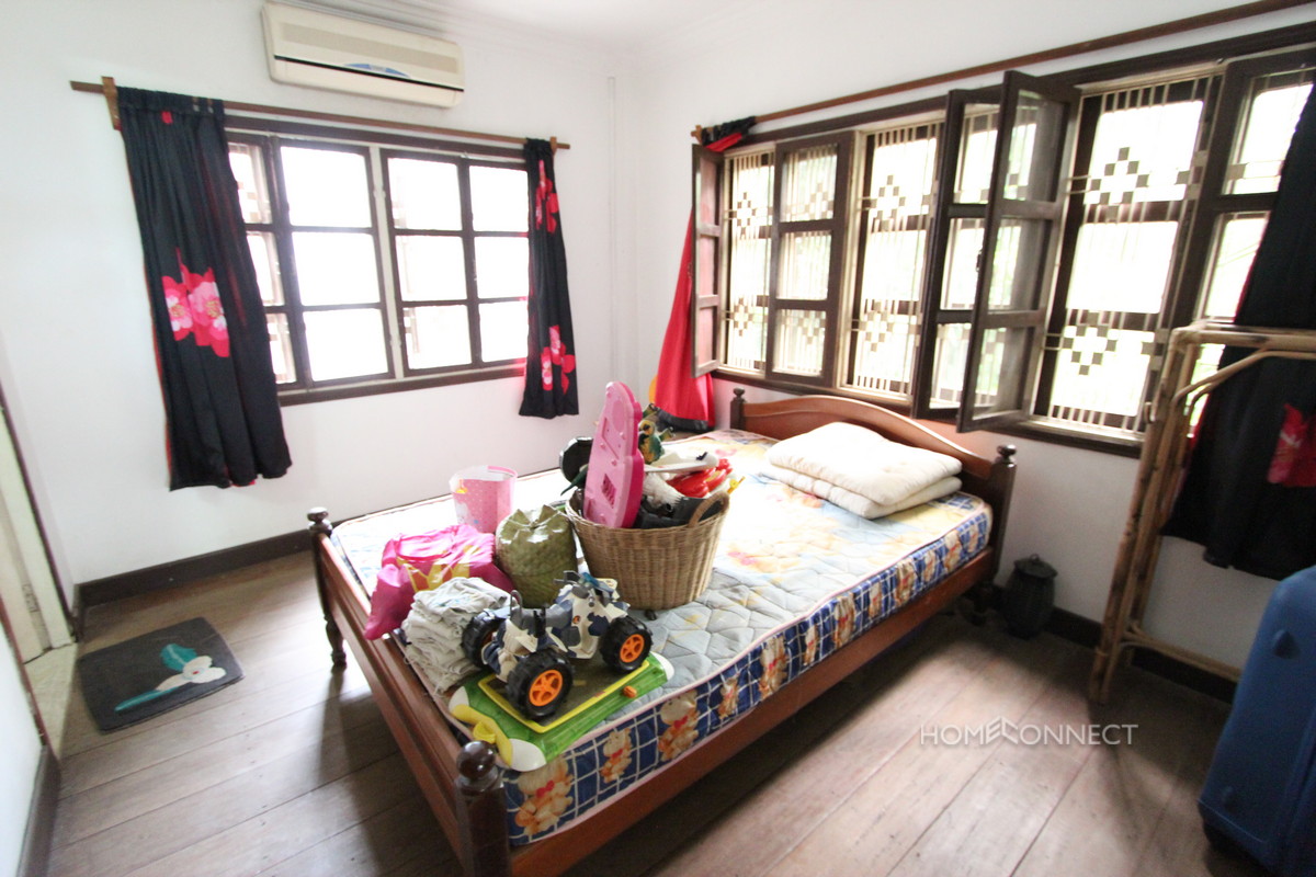 Traditional Wooden 3 Bedroom House in Boeung Trabek | Phnom Penh