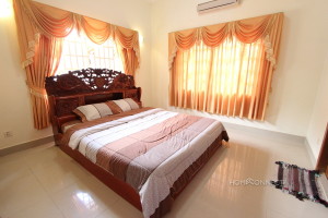 Pleasant Villa on a Quiet Street in Tonle Bassac | Phnom Penh