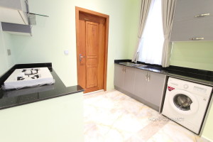 Centrally Located 1 Bedroom Apartment in BKK3 | Phnom Penh