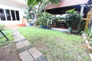 Pleasant 3 Bedroom Townhouse in Tonle Bassac | Phnom Penh Real Estate