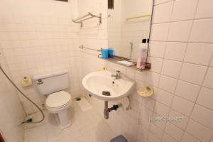 Pleasant 3 Bedroom Townhouse in Tonle Bassac | Phnom Penh Real Estate