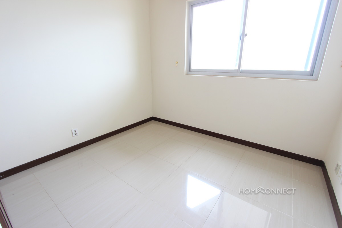 Modern Large 3 Bedroom Apartment in Sen Sok | Phnom Penh Real Estate