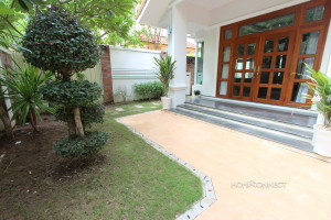 Modern 3 Bedroom Villa Located In Tonle Bassac | Phnom Penh Real Estate