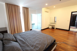 Lovely 2 Bedroom Apartment in Wat Phnom | Phnom Penh Real Estate