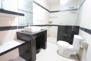 Three Bedroom Apartment Close to the Central Market | Phnom Penh Real Estate