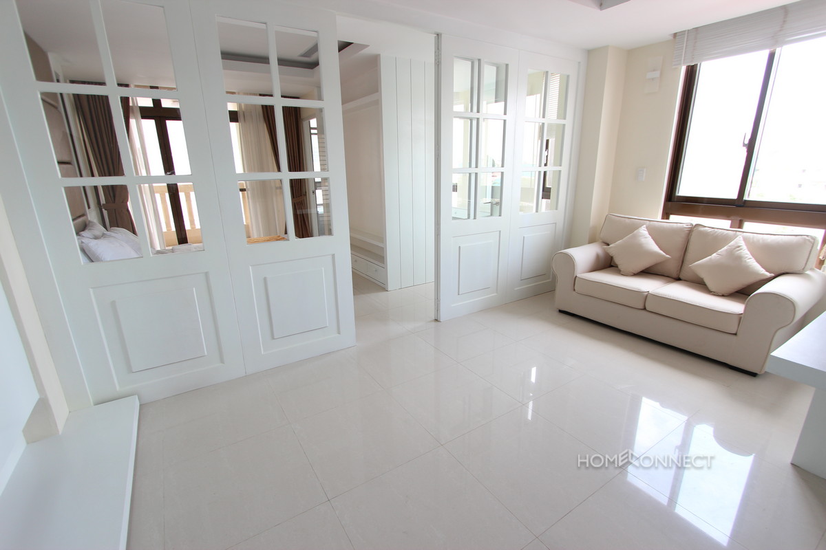 Modern Western 1 Bedroom Apartment In Tonle Bassac | Phnom Penh Real Estate