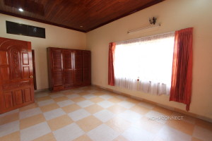 Spacious 5 Bedroom Villa Near Northbridge | Phnom Penh Real Estate