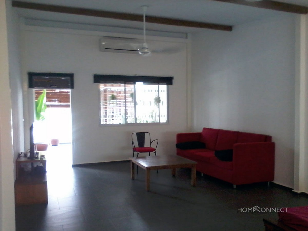 Large Terrace 1 Bedroom Apartment Near Central Market | Phnom Penh Real Estate