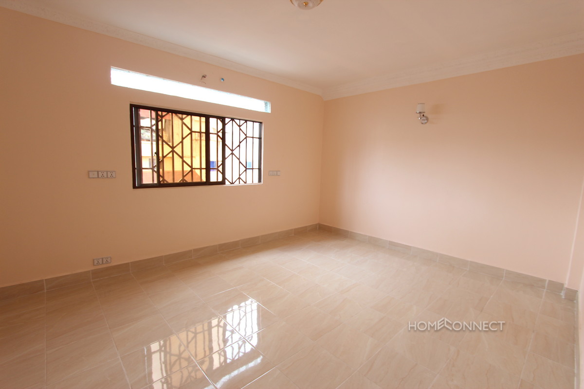 Large and Spacious Apartment Near the Russian Market | Phnom Penh Real Estate
