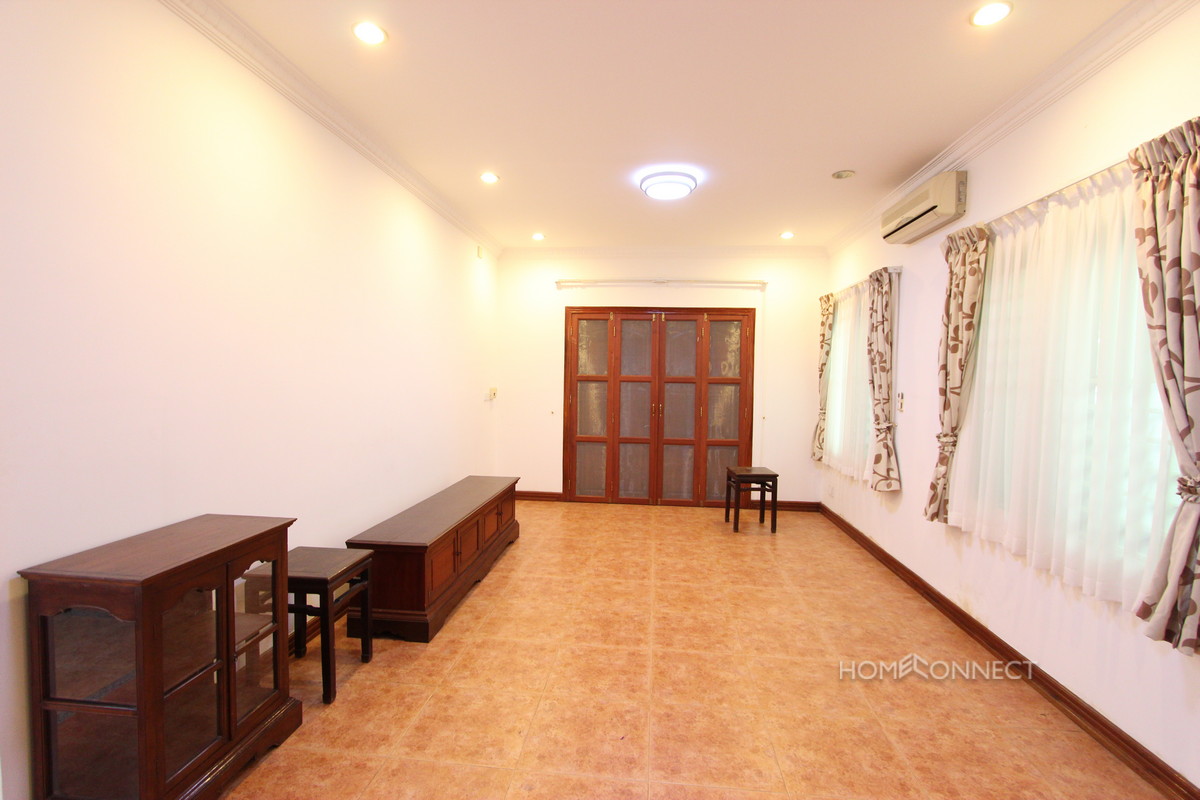 Family Sized 3 Bedroom Villa In Tonle Bassac | Phnom Penh Real Estate