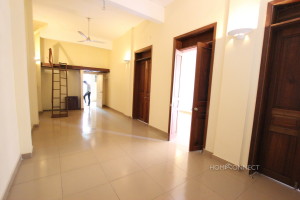 Fantastic Riverside Apartment in Daun Penh | Phnom Penh Real Estate