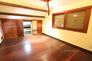 Fantastic Riverside Apartment in Daun Penh | Phnom Penh Real Estate