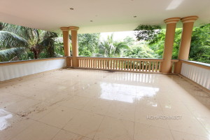 Large Riverside Villa in Chroy Chongva | Phnom Penh Real Estate