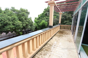 Large Riverside Villa in Chroy Chongva | Phnom Penh Real Estate