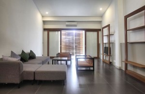 Contemporary 3 Bedroom Apartment Near Central Market | Phnom Penh Real Estate