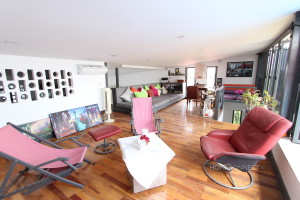 Newly Renovated 3 Bedroom Apartment For Rent in Daun Penh | Phnom Penh Real Estate