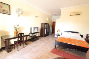 Studio Apartment Overlooking the Royal Palace | Phnom Penh Real Estate