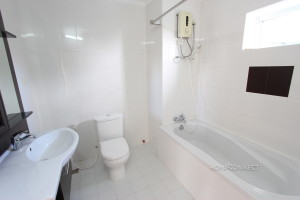Apartment Building Rental in Tonle Bassac | Phnom Penh Real Estate