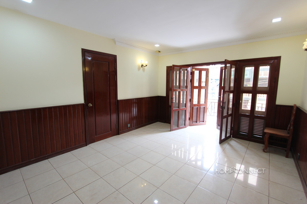 Large Villa located Close to the Russian Market | Phnom Penh Real Estate