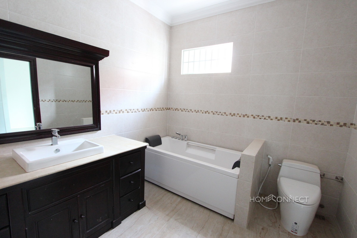 Private Pool 4 Bedroom Villa For Rent Near Aeon Mall | Phnom Penh Real Estate