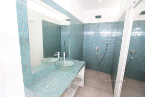 Huge Terrace 3 Bedroom Western Apartment in 7 Makara | Phnom Penh Real Estate