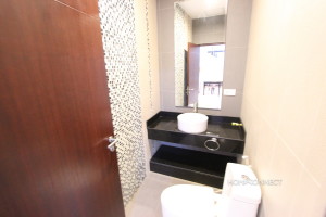 Exclusive 2 Bedroom Apartment For Rent Near Independence Monument | Phnom Penh Real Estate