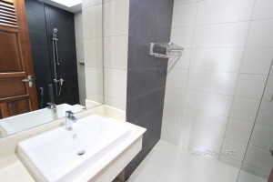 Fantastic 2 Bedroom Apartment in Tonle Bassac | Phnom Penh Real Estate